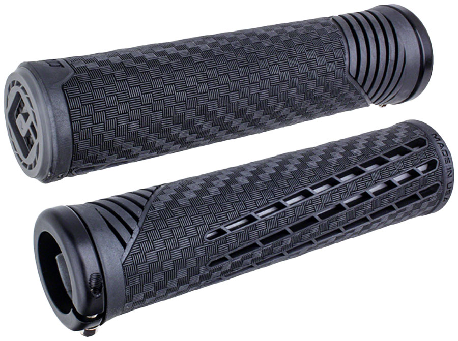 ODI-CF-V2.1-Grips-Yes_135_Bicycle-Grips