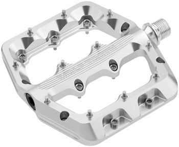 Wolf Tooth Waveform Pedals - Silver, Large Silver PAA Pedals