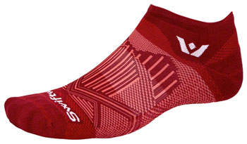 Swiftwick Aspire No Show Socks - Crimson, Small Crimson PAA Socks