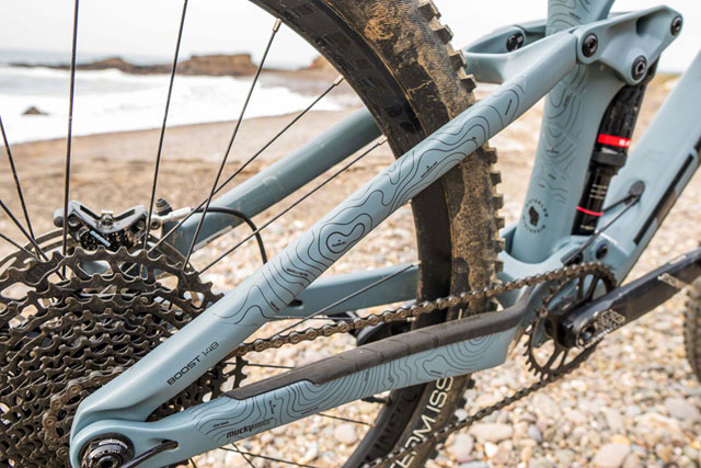 Muckynutz Contours Stay Protector - 4-Piece, Black Matte