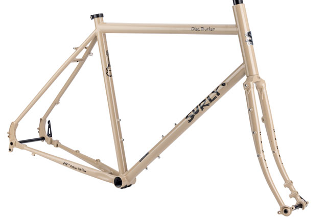 Surly Disc Trucker Frameset - 26", Steel, Grandpa's Khakis, 42cm