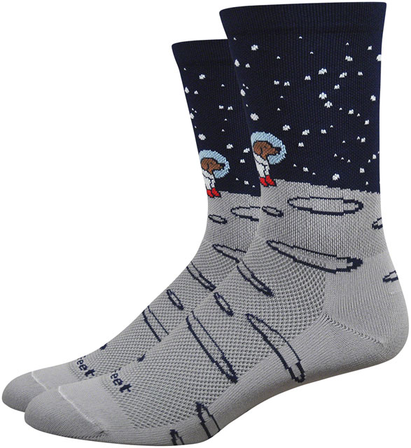 DeFeet Aireator Moon Dog Socks - 6 inch, Gray/Navy, Medium