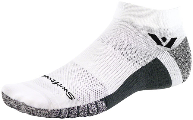 Swiftwick Flite XT Ankle Socks - White, Large