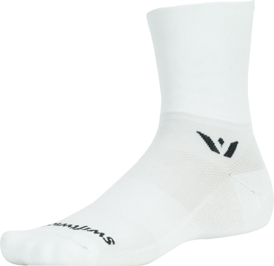 Swiftwick Aspire Quarter Crew Socks - 4", White, Small